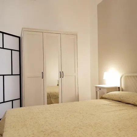 Rifinito Bilocale In Centro, Casa Verdi, 2° Piano Apartment *